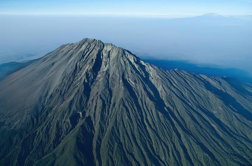 Socialist Peak summit